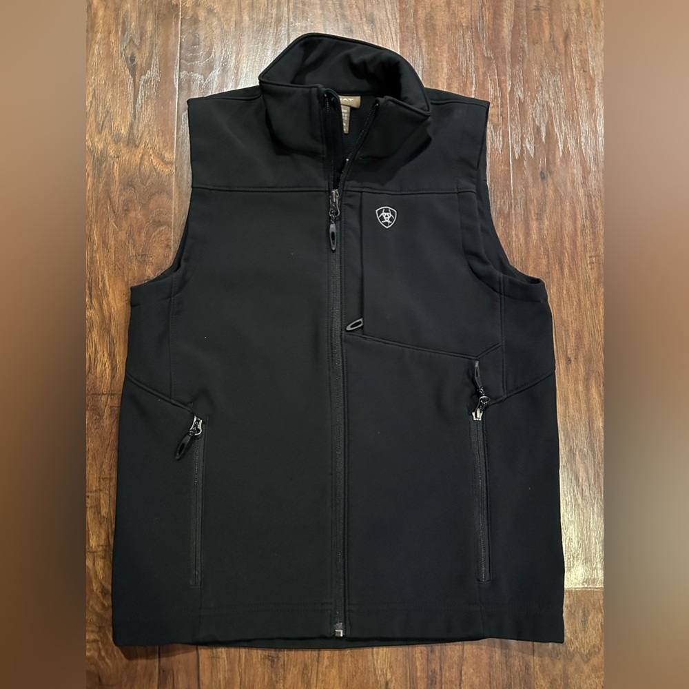Medium 10/12 Ariat Vest